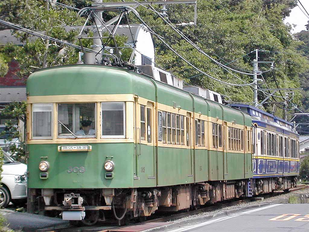 江ノ島電鉄 300形電車 303 ほか